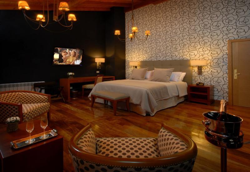 Hotel Navegantes 3 San Carlos de Bariloche Eksteriør bilde